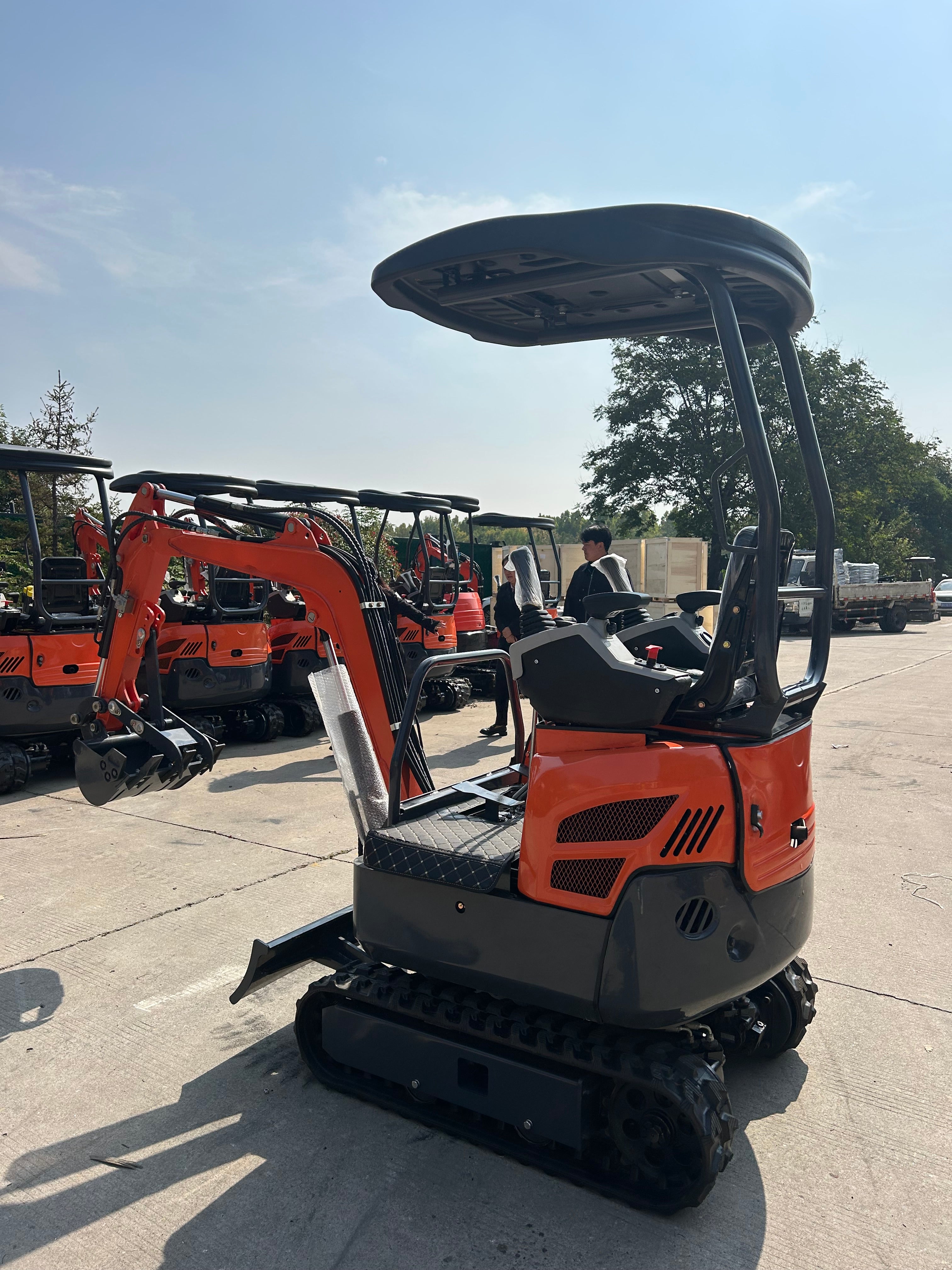 1.2 Tonne Excavator featuring RATO Petrol Engine