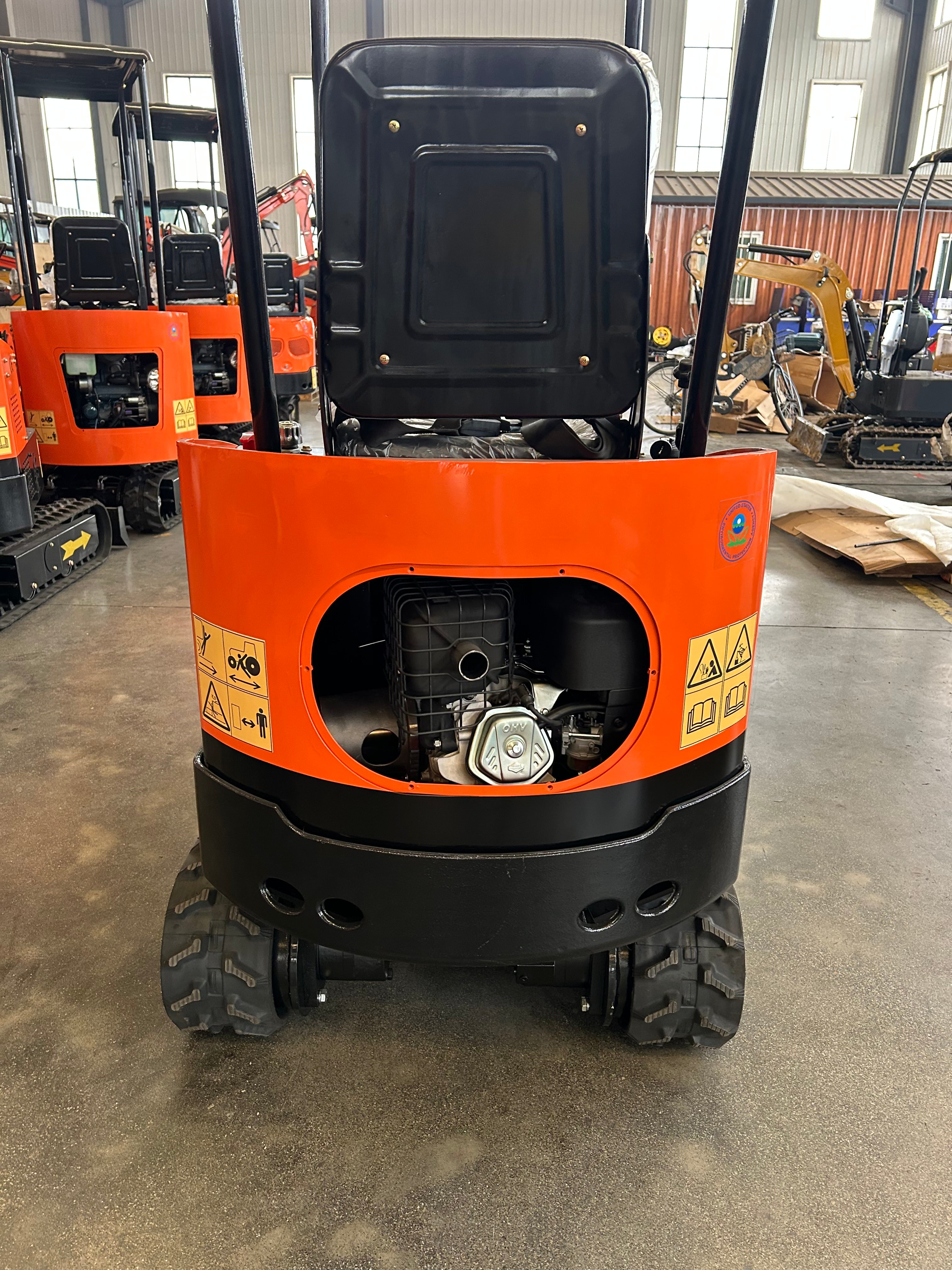 800KG Mini Excavator featuring Rato Petrol Engine