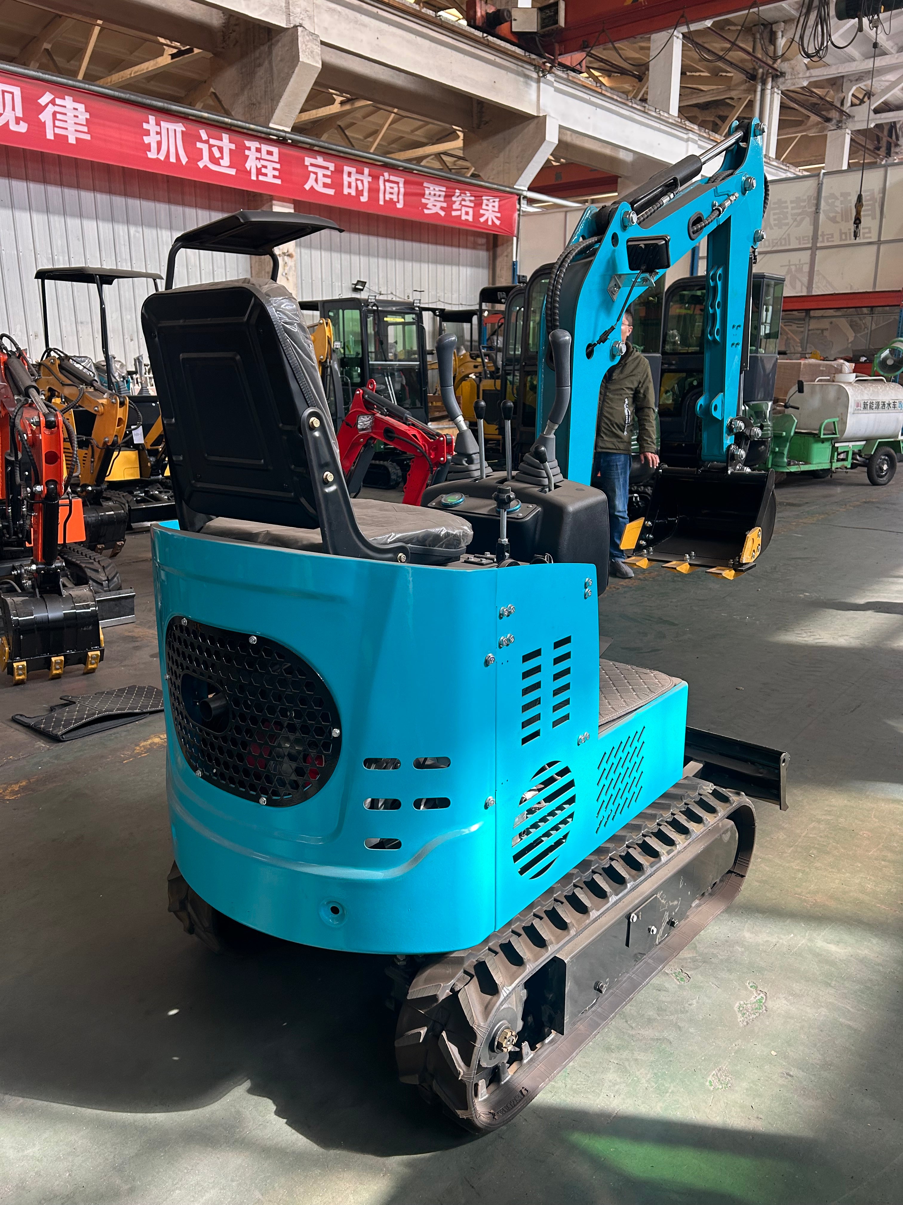 1 Tonne Excavator featuring RATO Petrol Engine