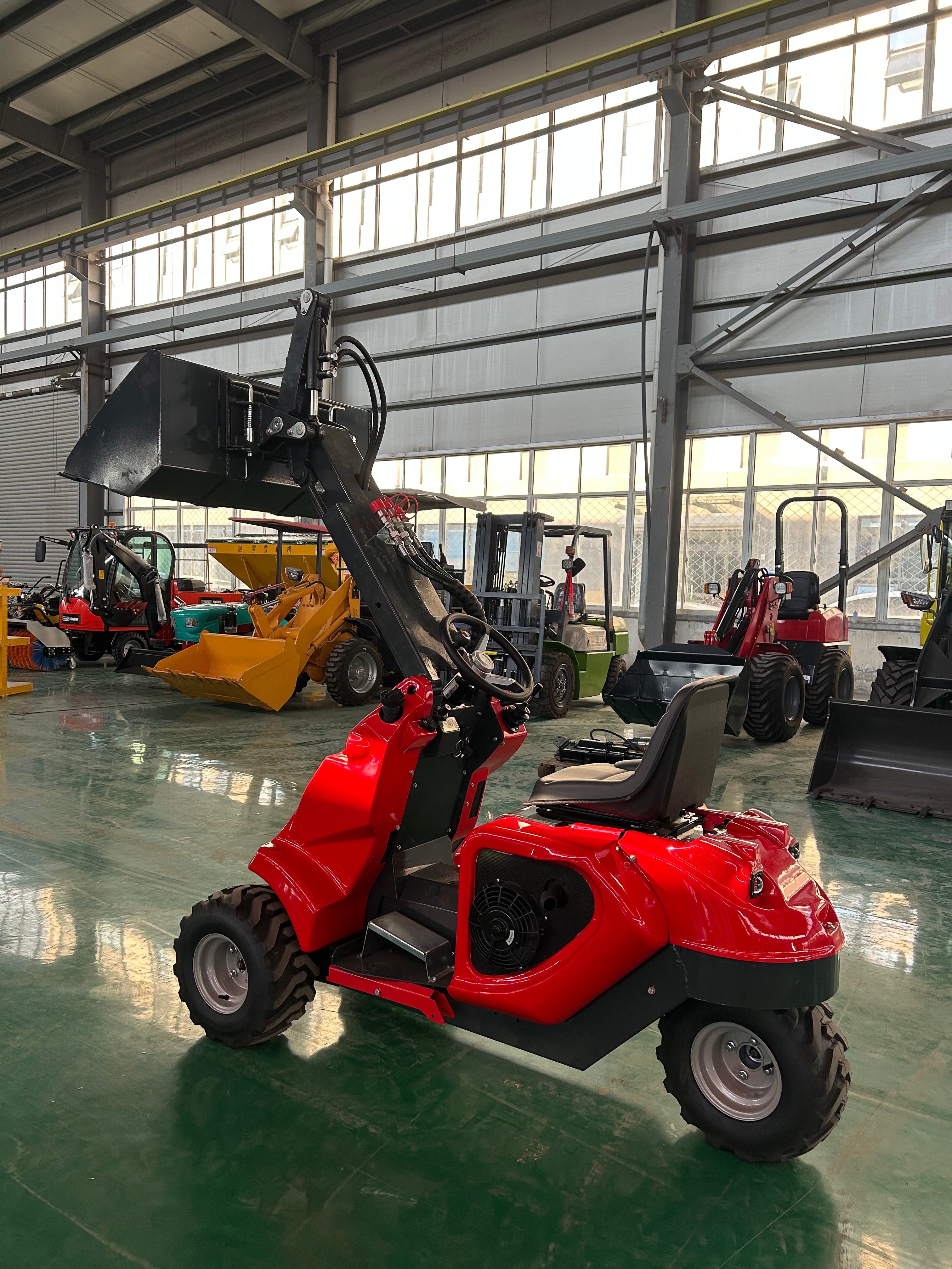 Easy Turn Garden Wheel Loader featuring Briggs & Stratton Engine