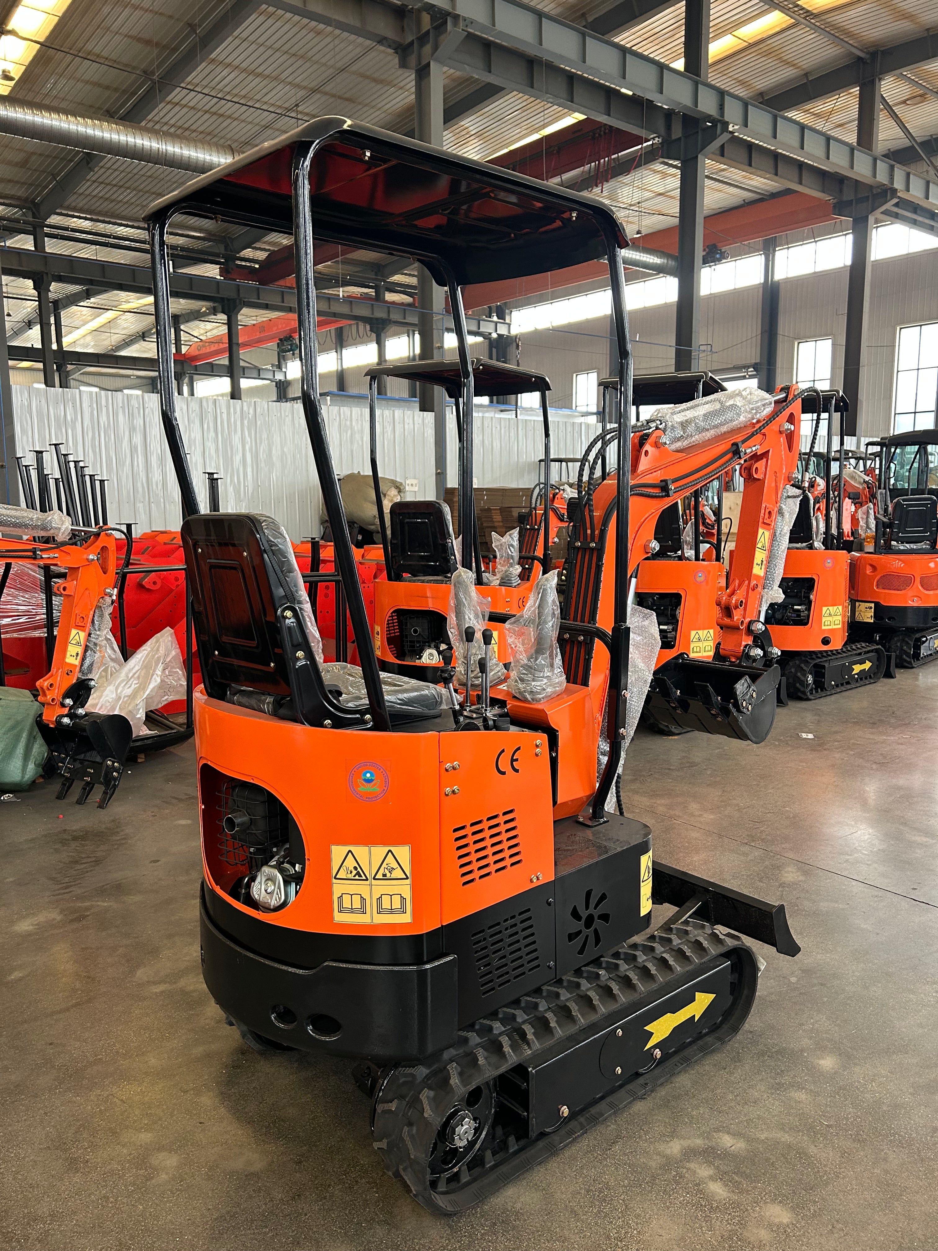 800KG Mini Excavator featuring Rato Petrol Engine