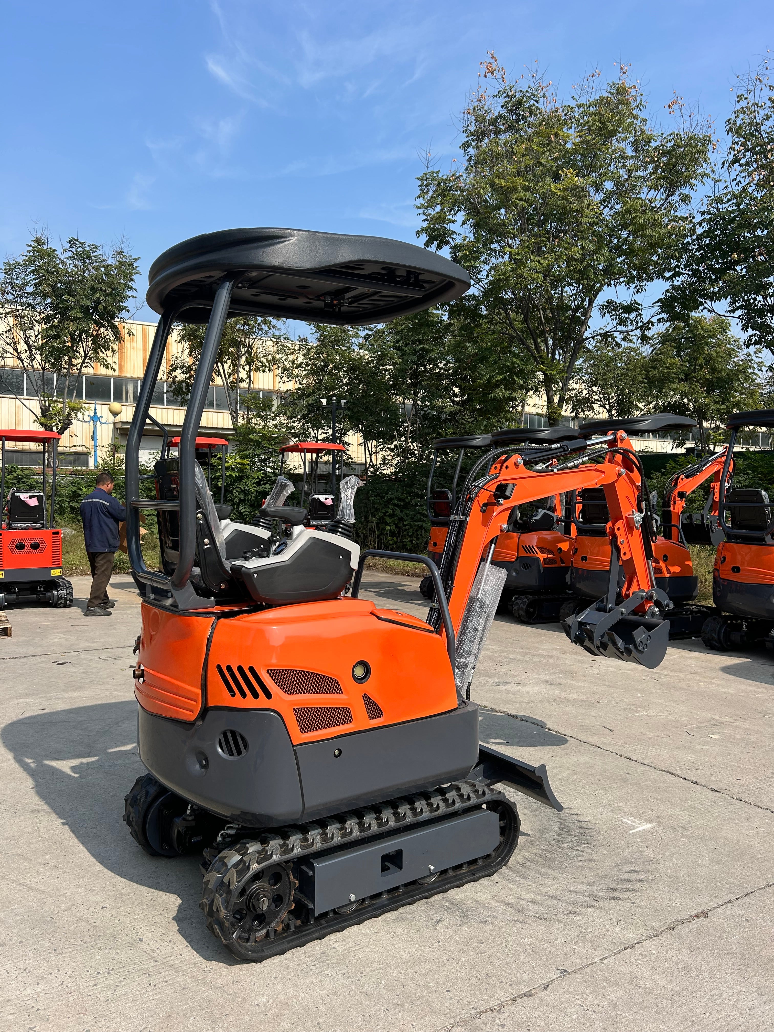 1.2 Tonne Excavator featuring RATO Petrol Engine