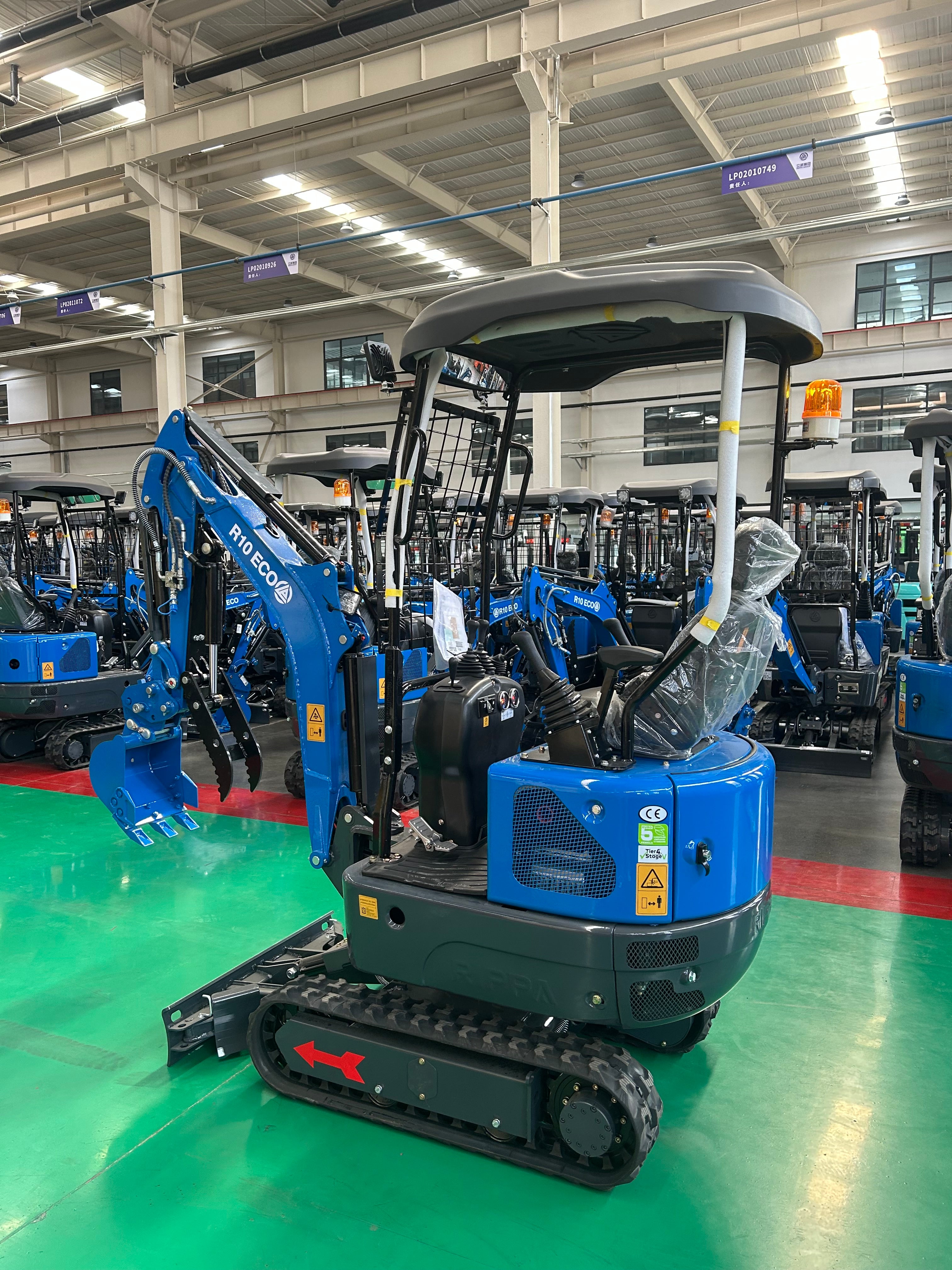 1 Tonne Rippa Mini Digger with Kubota Diesel Engines