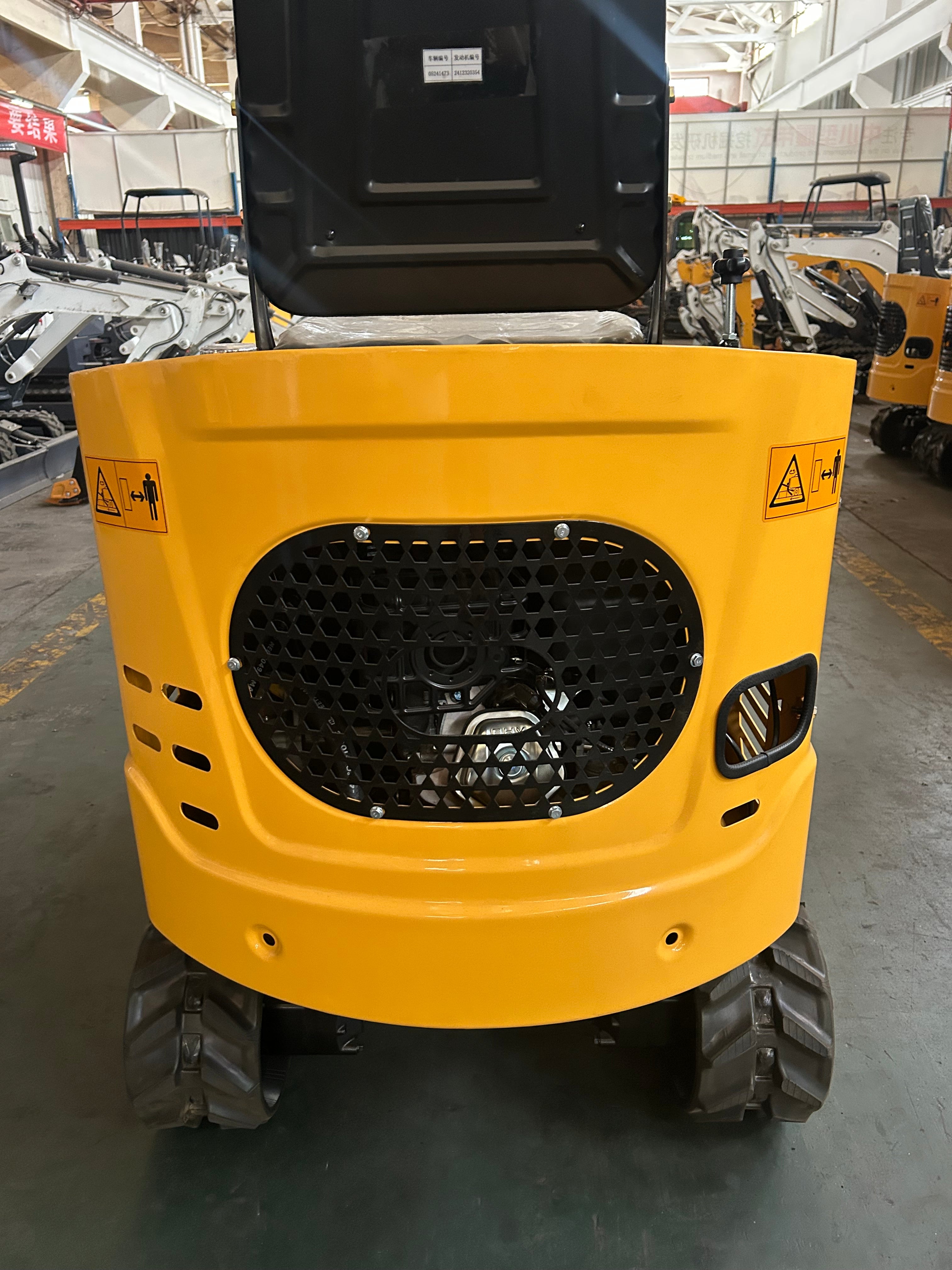 1 Tonne Excavator featuring RATO Petrol Engine