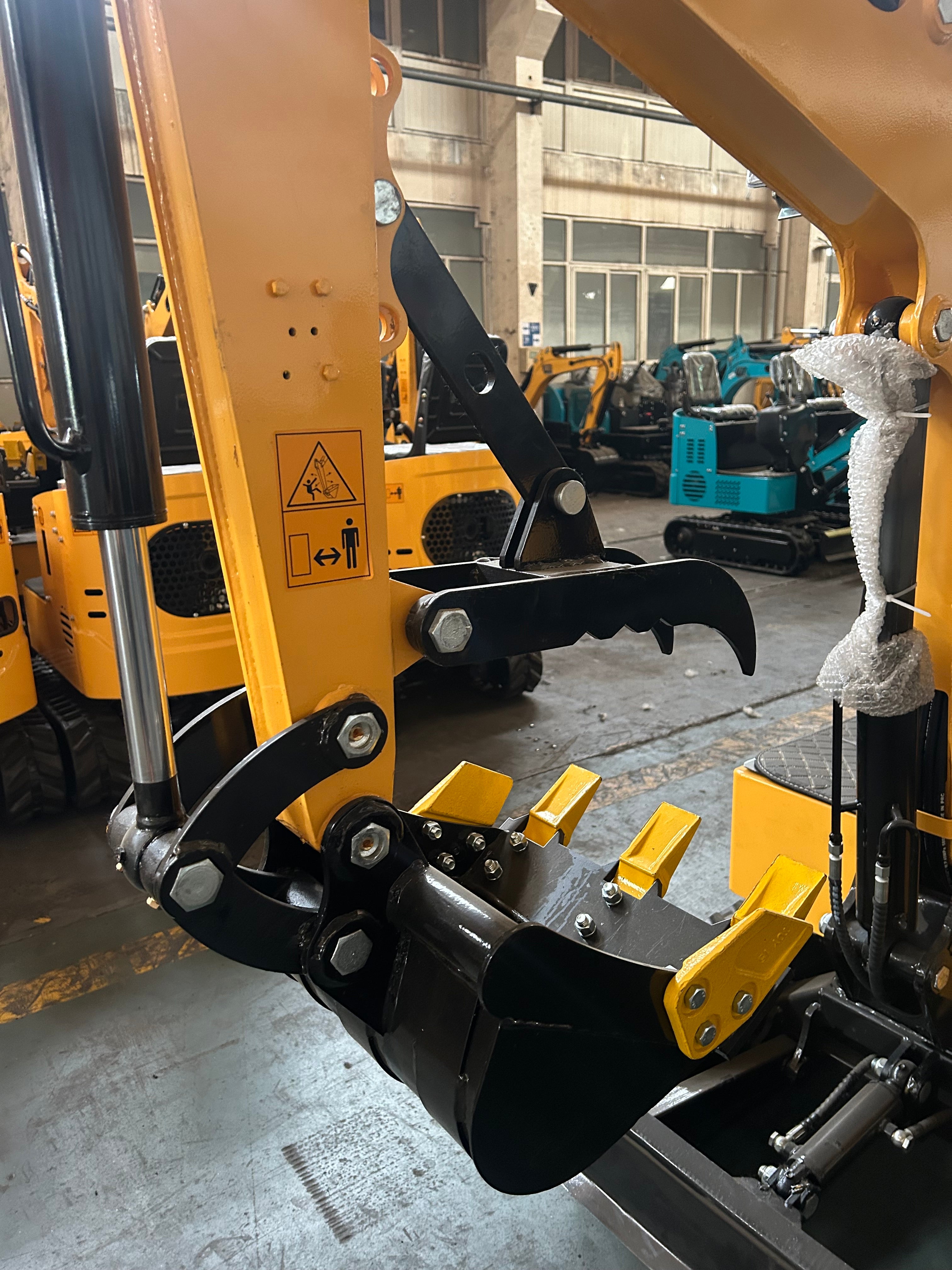 1 Tonne Excavator featuring RATO Petrol Engine